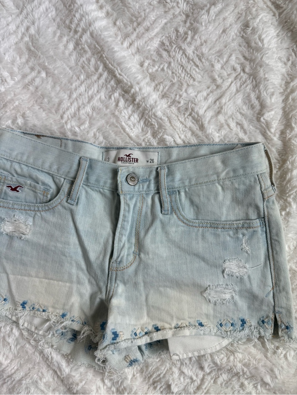 Y2K 2000s vintage Hollister Elena Gilbert Bella Swan low rise denim shorts - Picture 3 of 7